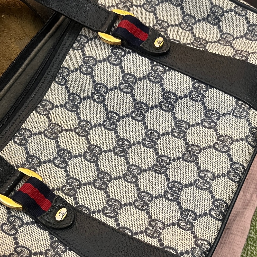 Gucci Beige and Black Monogram Handbag - Picture 3 of 5